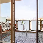 Pensión Daplace - Corso Sempione 3*