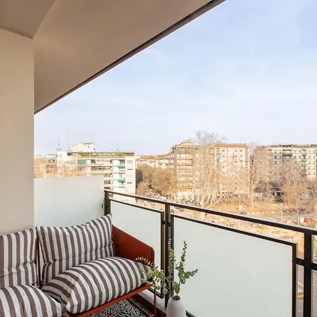 Daplace - Corso Sempione מילאנו