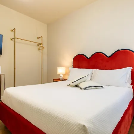 Πανσιόν Daplace - Corso Sempione 3*